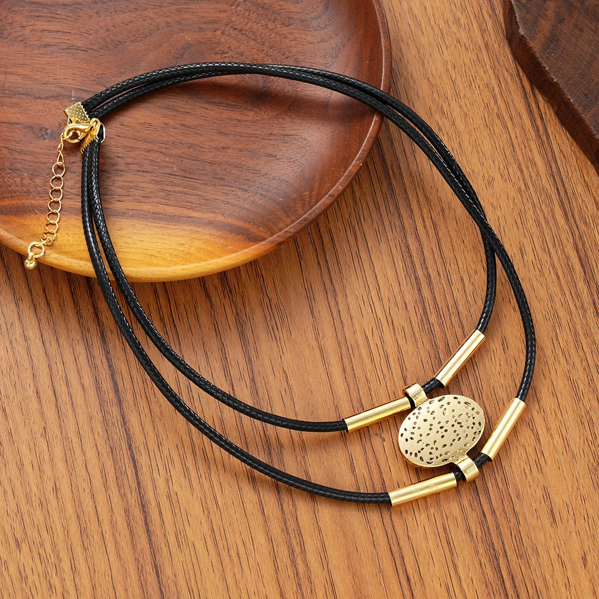 Vintage Oval Metal Faux Leather Necklace Bracelet For Women Fashion Gold Silver Color 2Pcs/Set Double Layered Chain Jewelry Sets