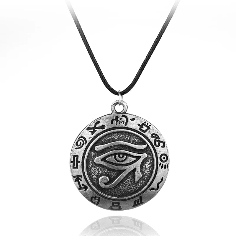Vintage Egyptian Pharaoh Eye of Horus Necklace Ancient Egypt Symbol Necklace Pendant Stainless Steel Necklaces Women Gift