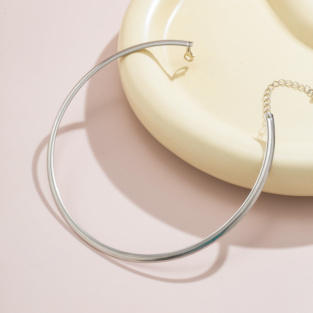 Cavela Round Ring by Excidious